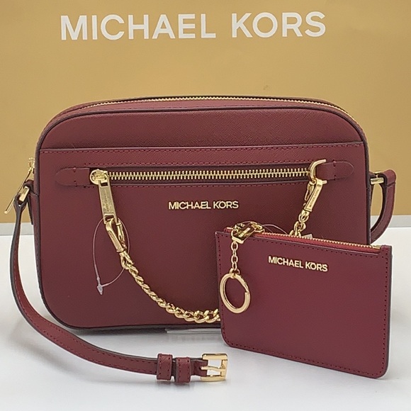 MICHAEL KORS LARGE EW CROSSBODY DARK CHERRY & SM TOP ZIP COINPOUCH MULBERRY
NWT - Picture 13 of 16